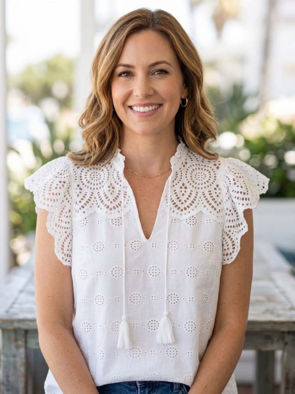 AQUA Bloomingdale’s Exclusive White Cotton Eyelet Lace Flutter Top XXL NWT